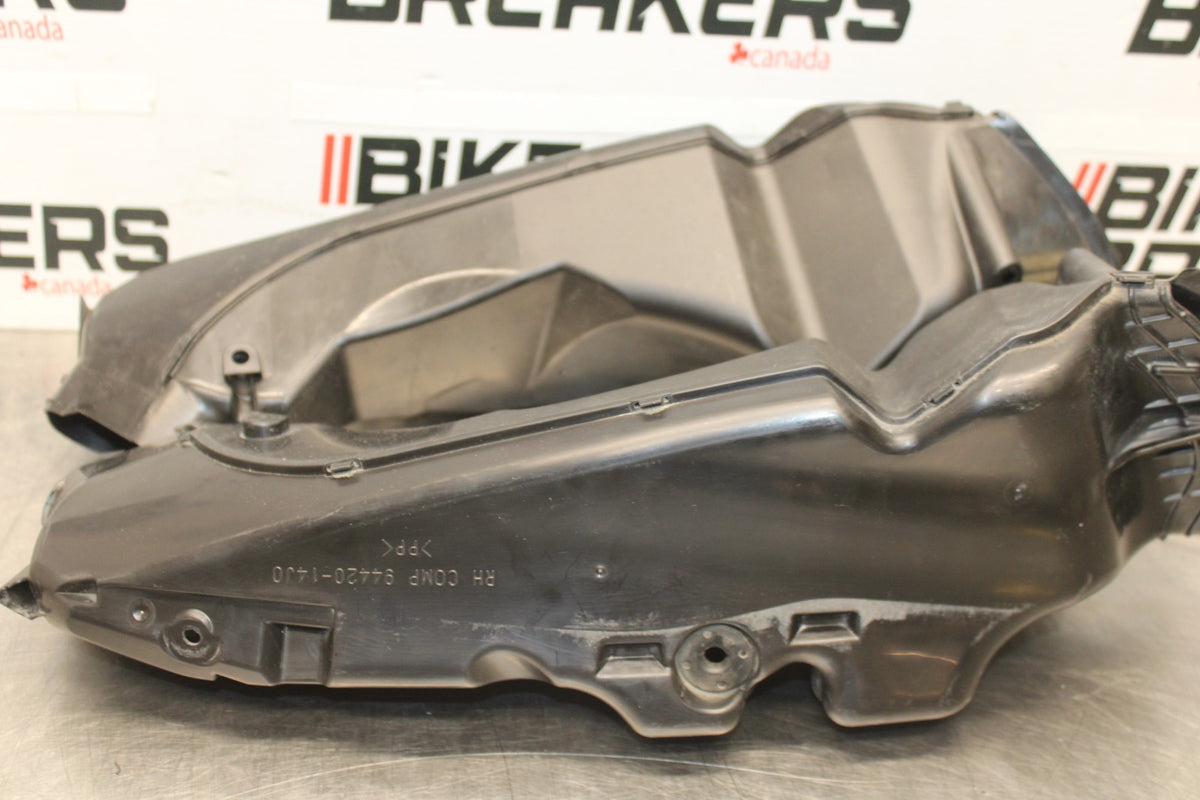 11-24 SUZUKI GSXR750 RIGHT LEFT AIR INTAKE DUCTS BB880