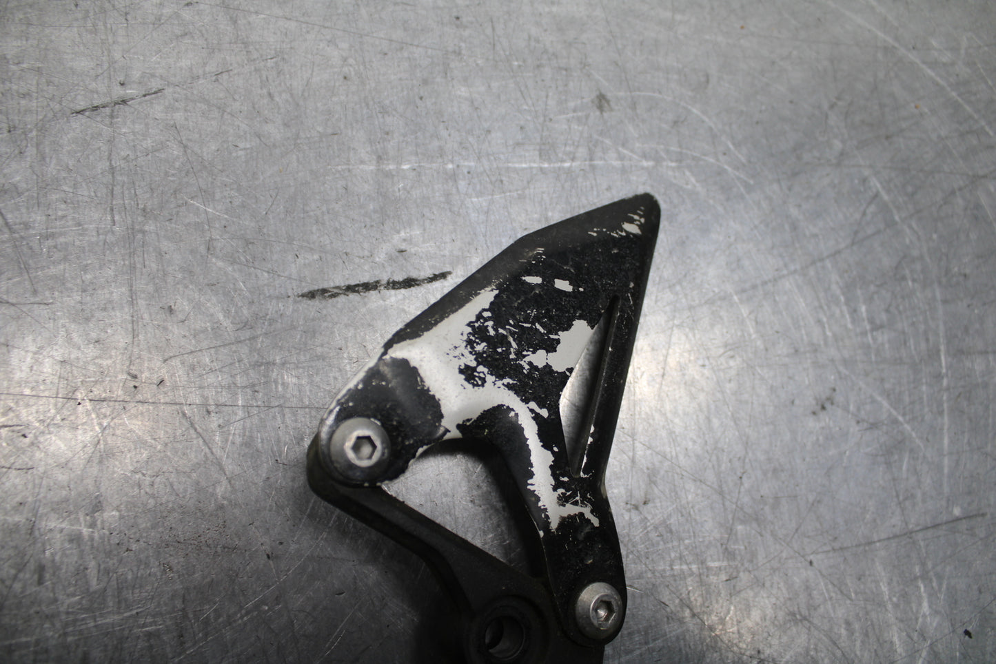 24 KAWASAKI NINJA 500 ABS LEFT REARSET REAR SET DRIVER FOOT PEG REST STOP BB744