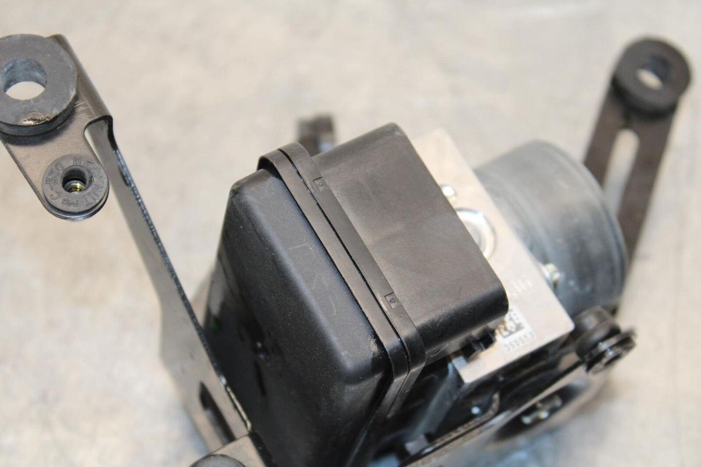 16-20 KAWASAKI ZX10R ABS PUMP UNIT MODULE BB591