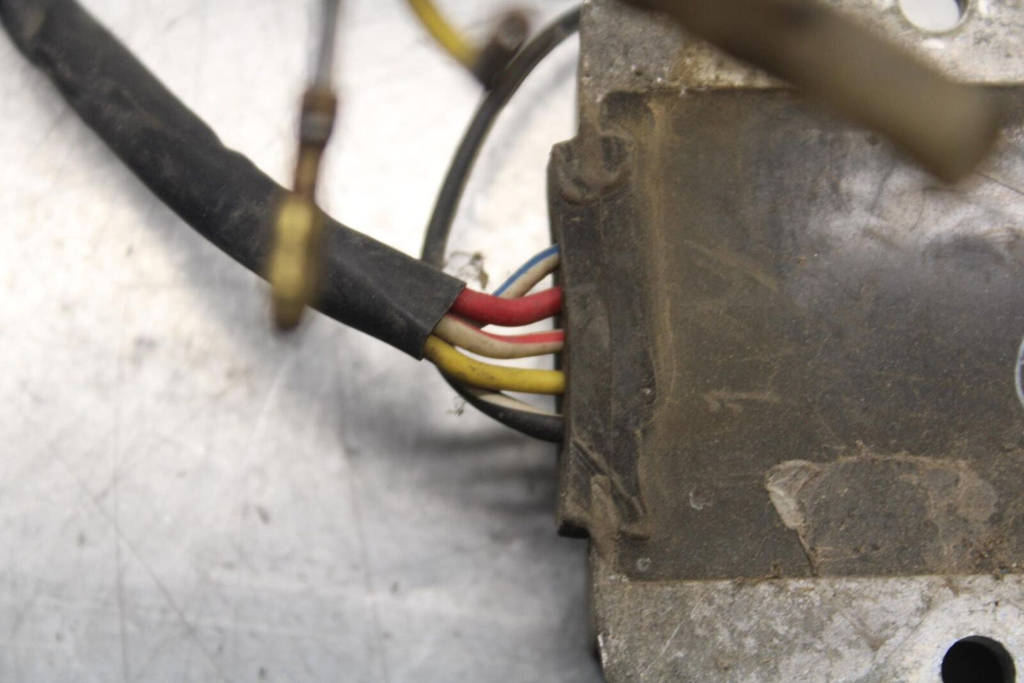 80-83 SUZUKI GS750E RECTIFIER VOLTAGE REGULATOR BB82