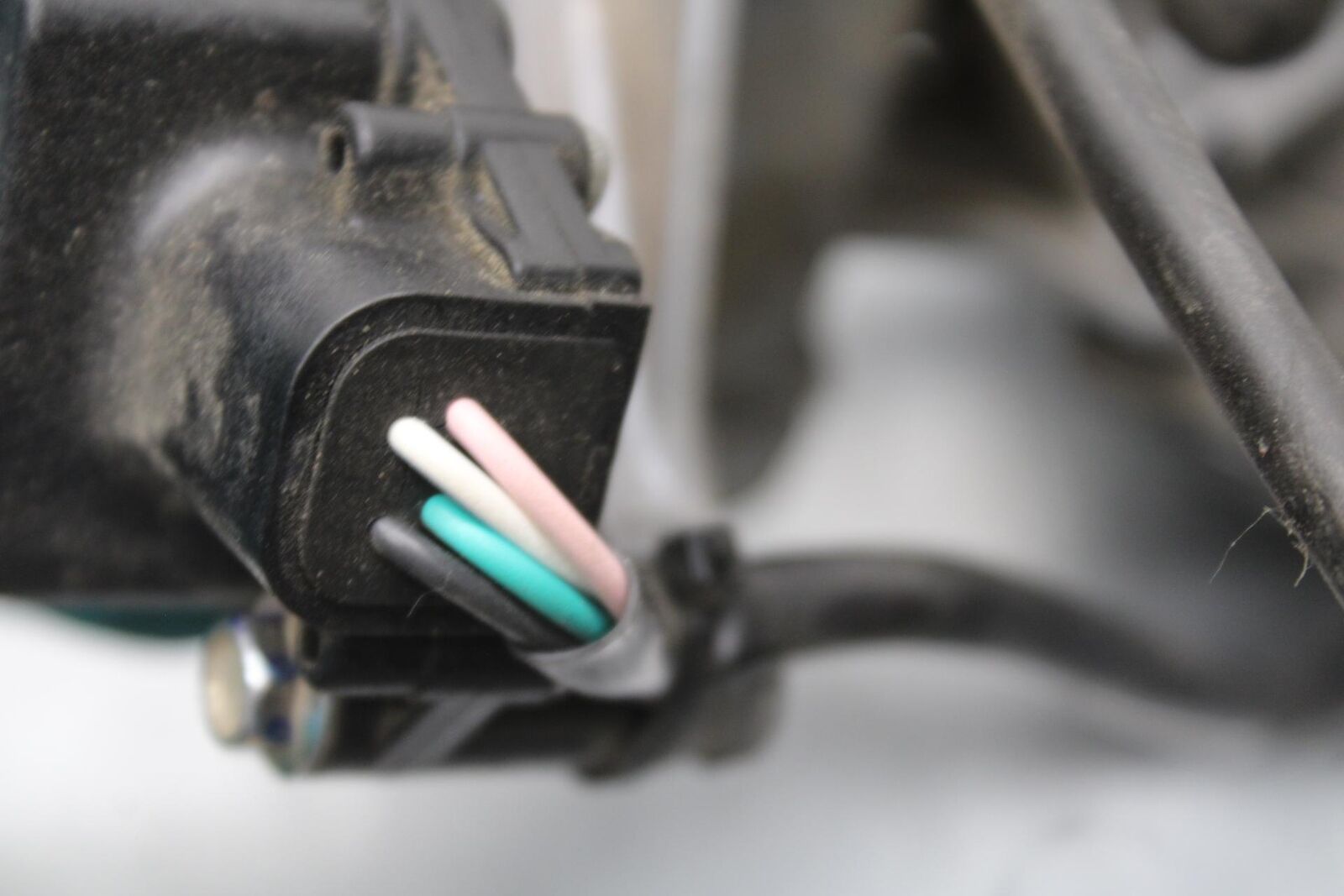 2014 Kawasaki Ninja 650 EX650E MAIN FUEL INJECTORS / THROTTLE BODIES BB569