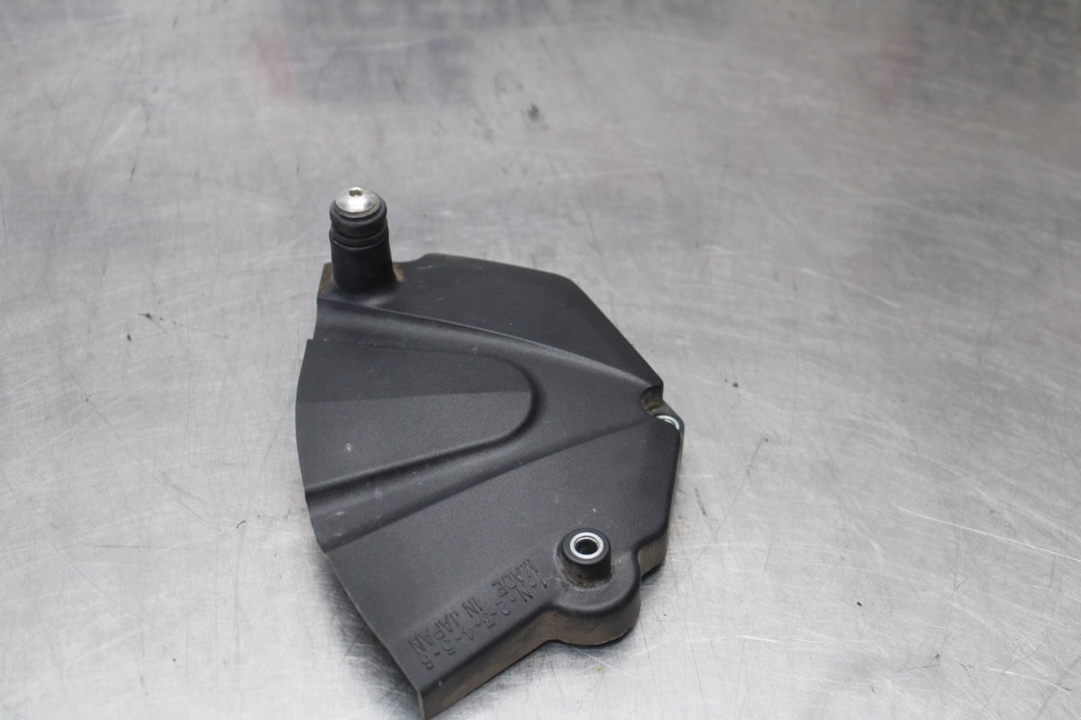 17 YAMAHA YZF R6 ENGINE SPROCKET COVER BB922