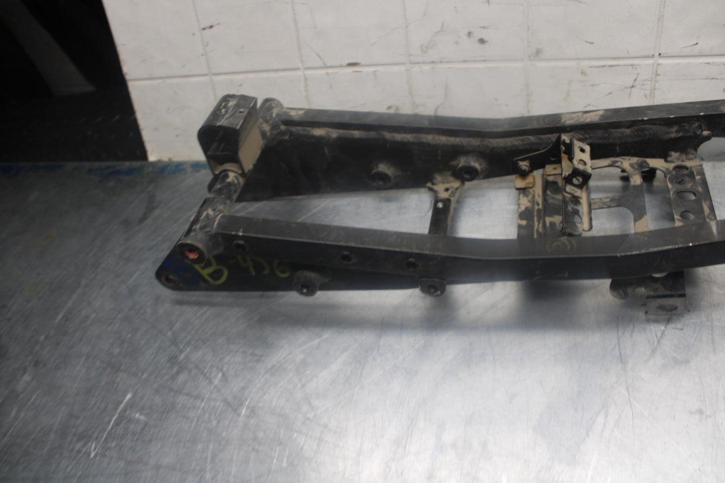07-08 KAWASAKI NINJA ZX6R REAR SUBFRAME BACK SUB FRAME 32160-0258 BB456