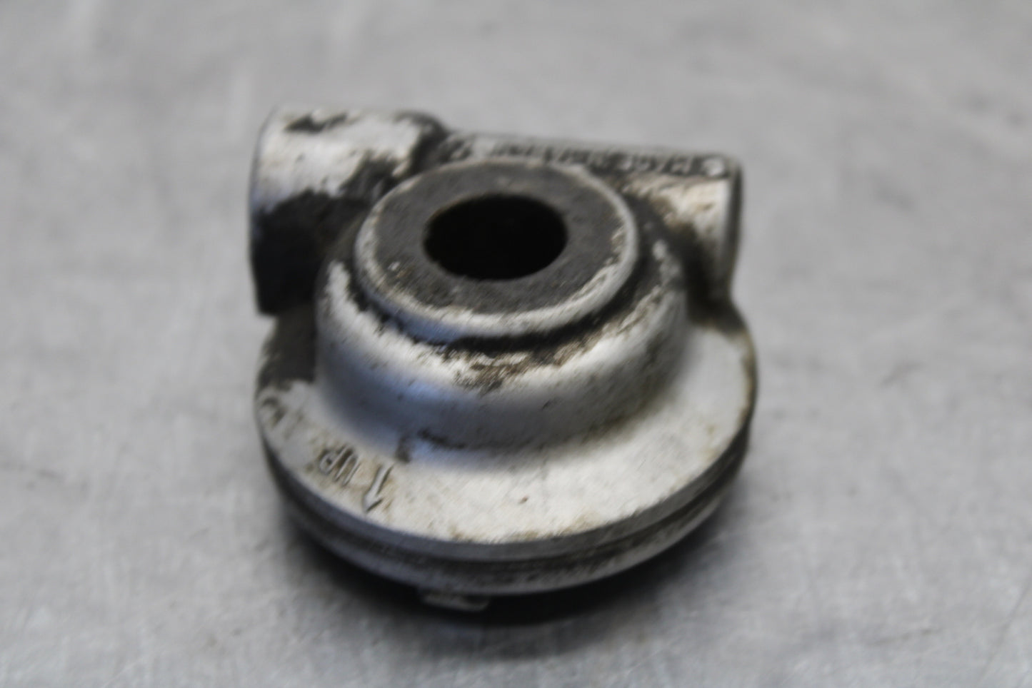 78 SUZUKI GS550E SPEEDOMETER DRIVE GEAR  BB133