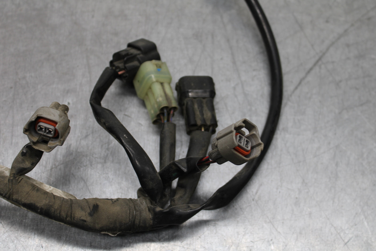 03-05 YAMAHA YZF R6  INJECTOR WIRING HARNESS WIRE LOOM BB751