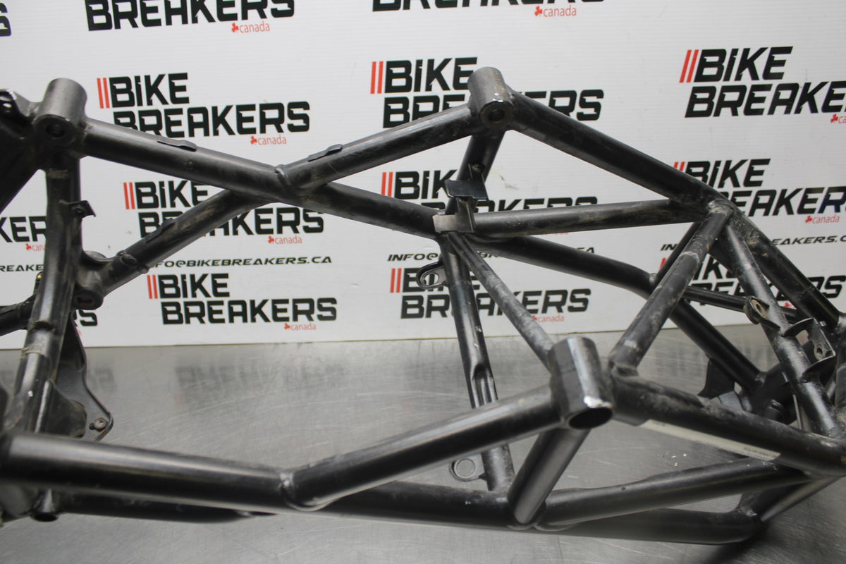 02 DUCATI MONSTER 620 FRAME CHASSIS BB851