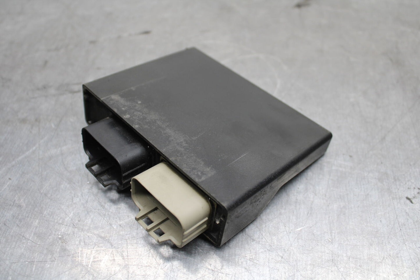 08-09 SUZUKI GSXR600 ECU COMPUTER CONTROLLER UNIT BLACK BOX ECM CDI  BB728