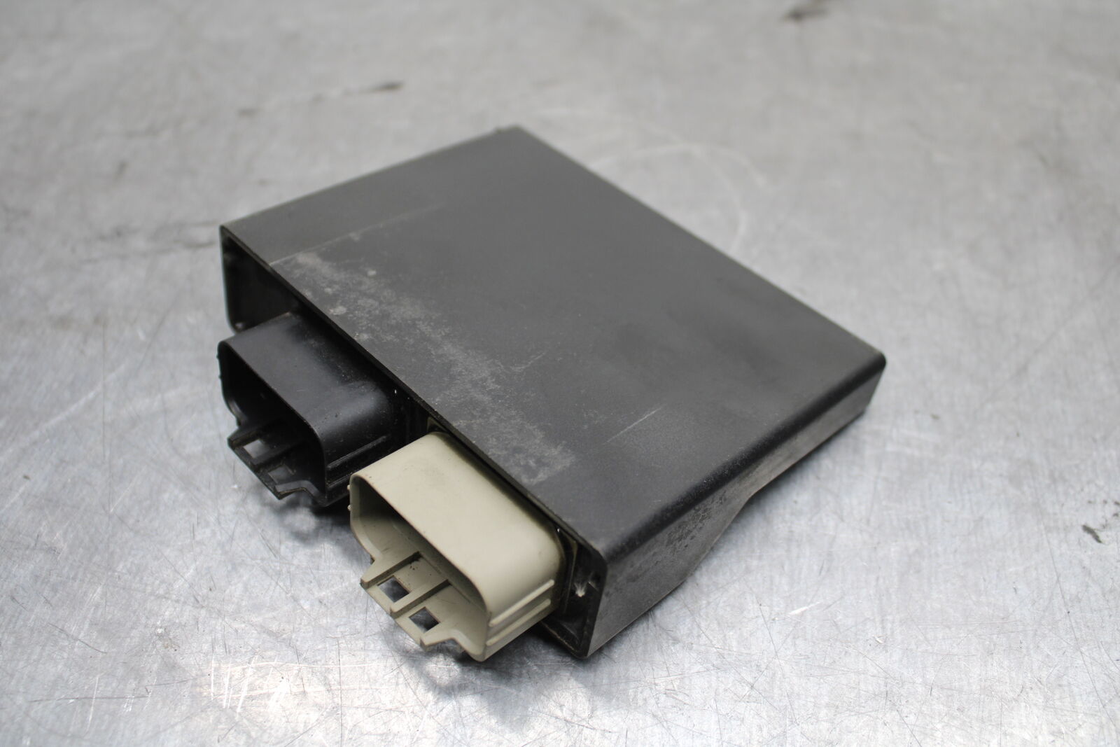08-09 SUZUKI GSXR600 ECU COMPUTER CONTROLLER UNIT BLACK BOX ECM CDI  BB728