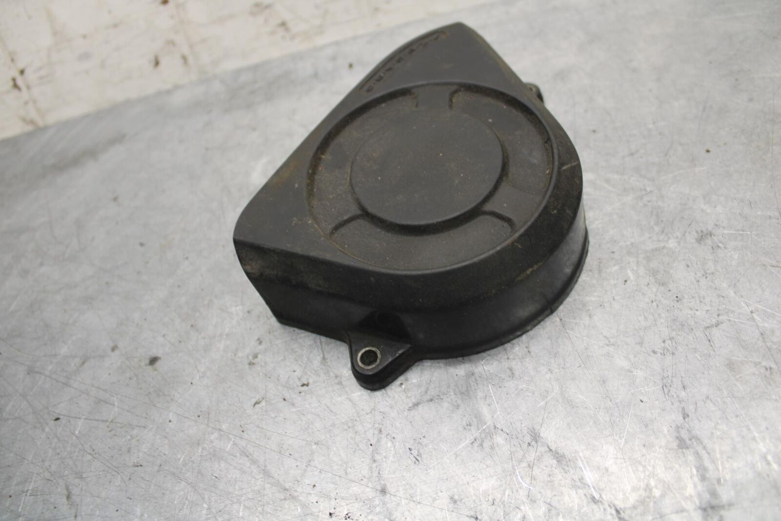 1992 Honda CBR600F2 ENGINE SPROCKET COVER 11350-MV9-670 BB40 #B