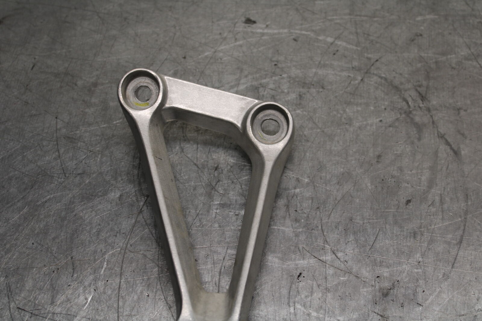 15-16 HONDA CB300F REAR BACK PASSENGER PEG SET PAIR BB740