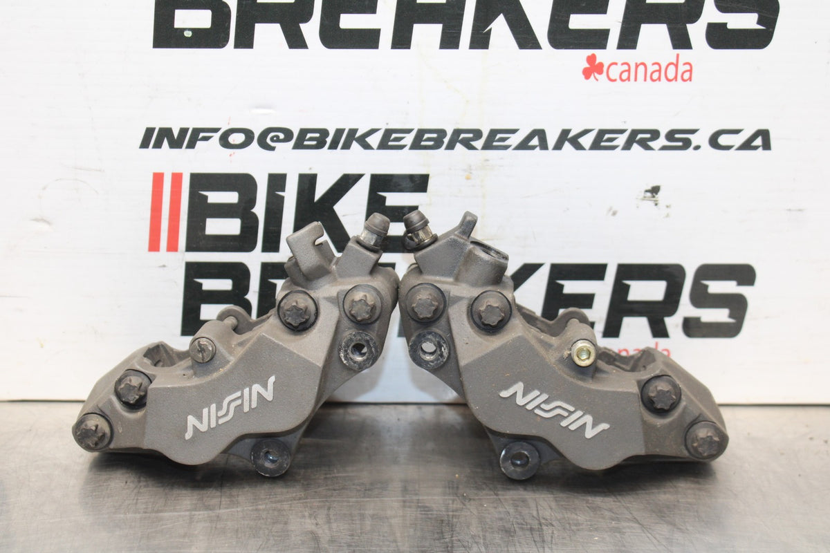 02-03 HONDA CBR954RR RIGHT LEFT FRONT BRAKE CALIPER SET PAIR CALIPERS BB497