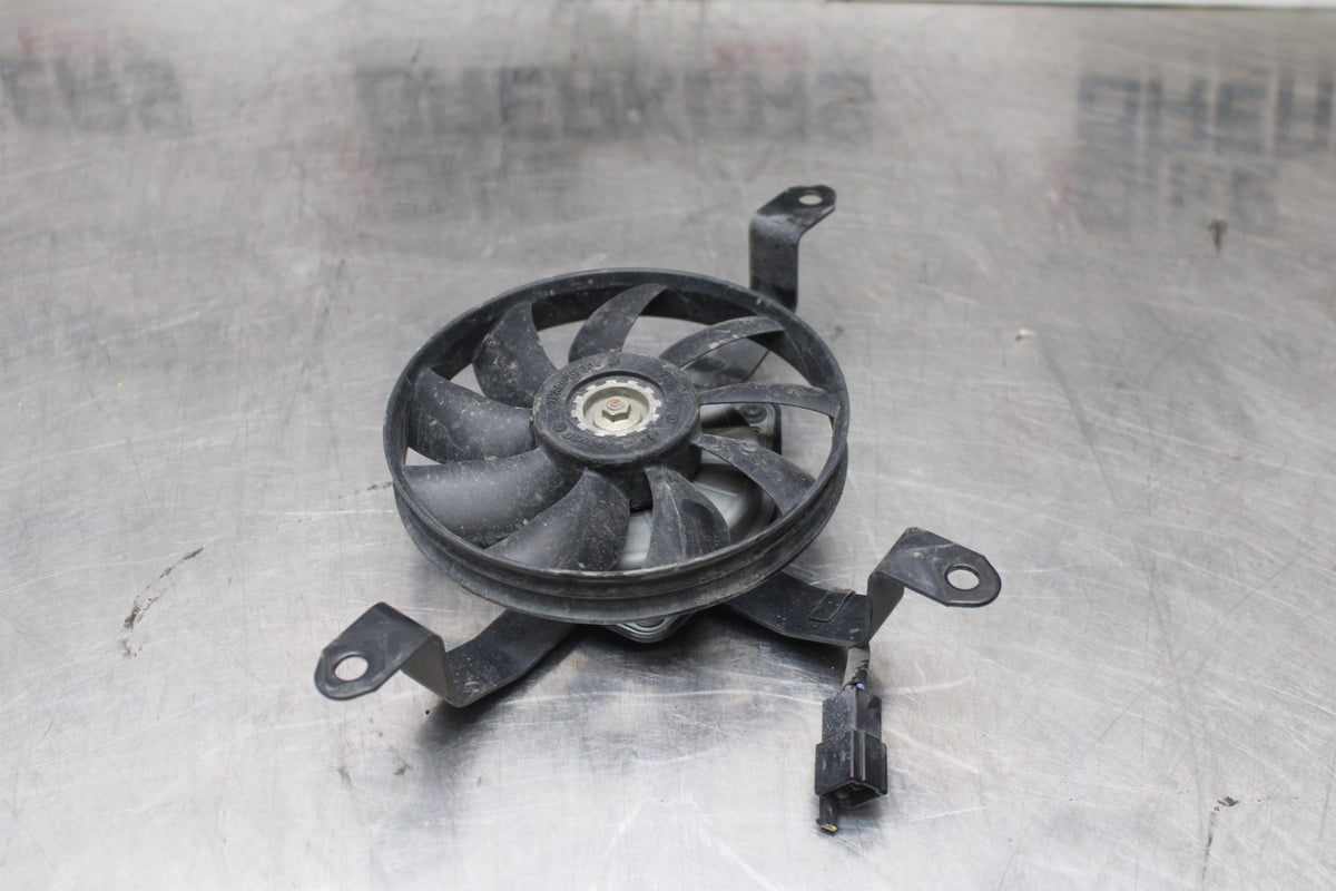 09 KAWASAKI NINJA 250R ENGINE RADIATOR COOLING FAN BB824