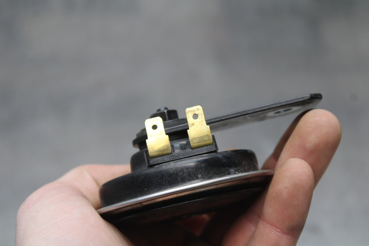 24 KAWASAKI NINJA 500 ABS HORN SIGNAL BB818