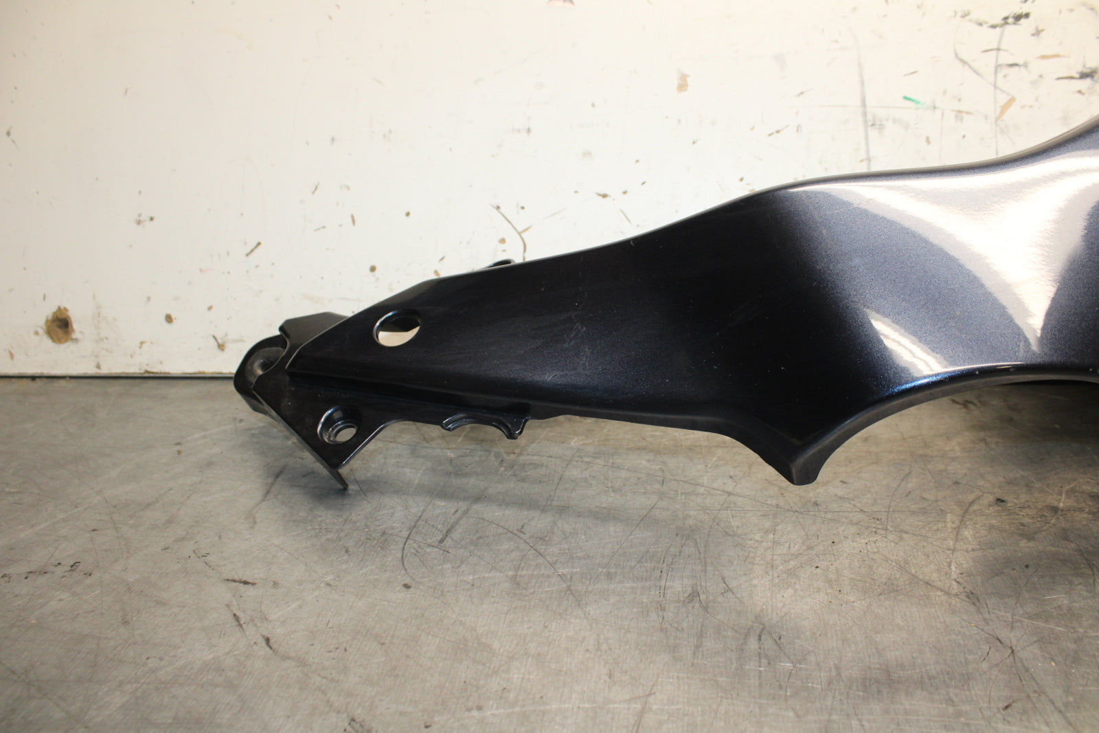 14 HONDA CTX1300A LEFT REAR BACK TAIL FAIRING COWL  BB732