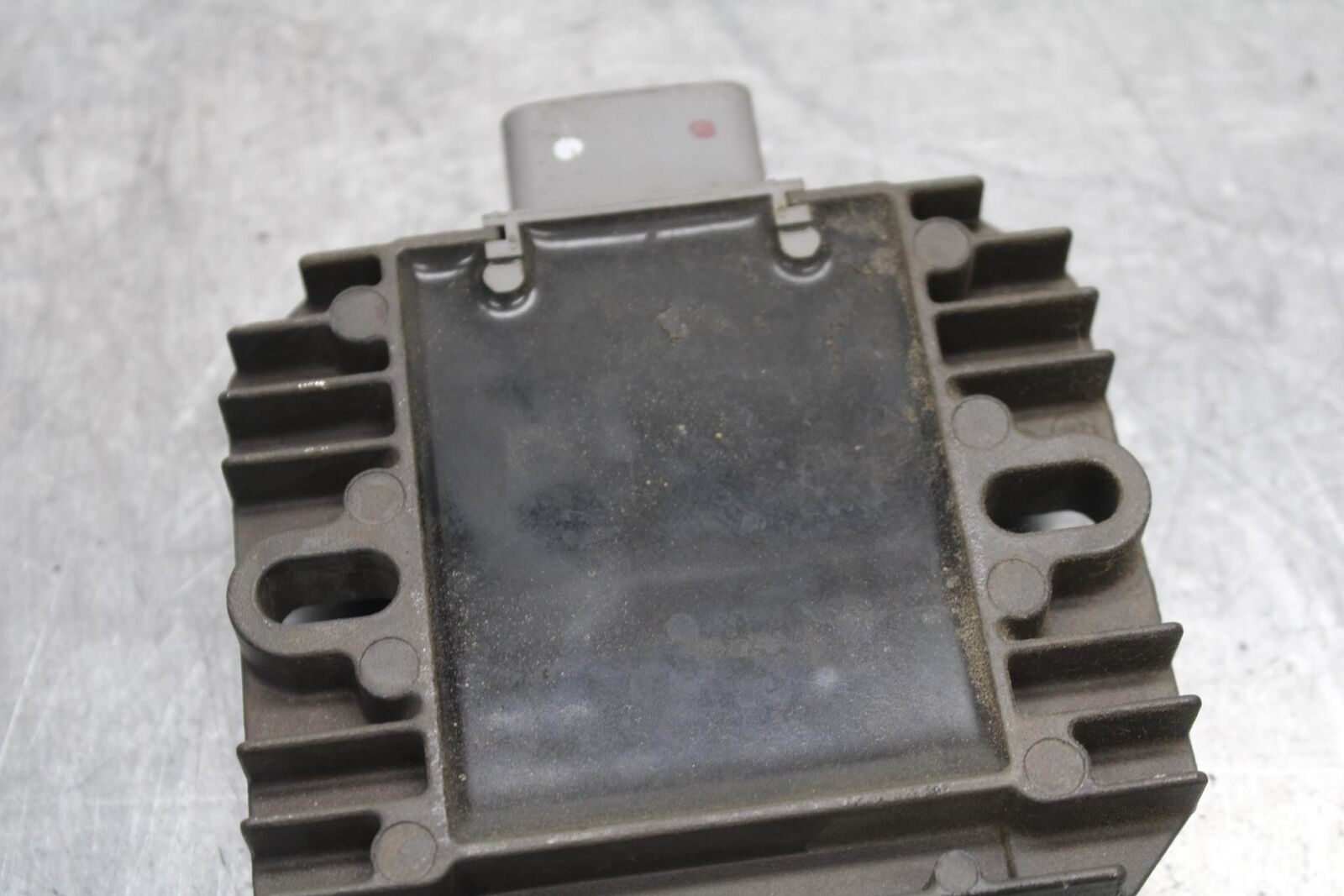 15-16 KAWASAKI EX300 RECTIFIER VOLTAGE REGULATOR BB635