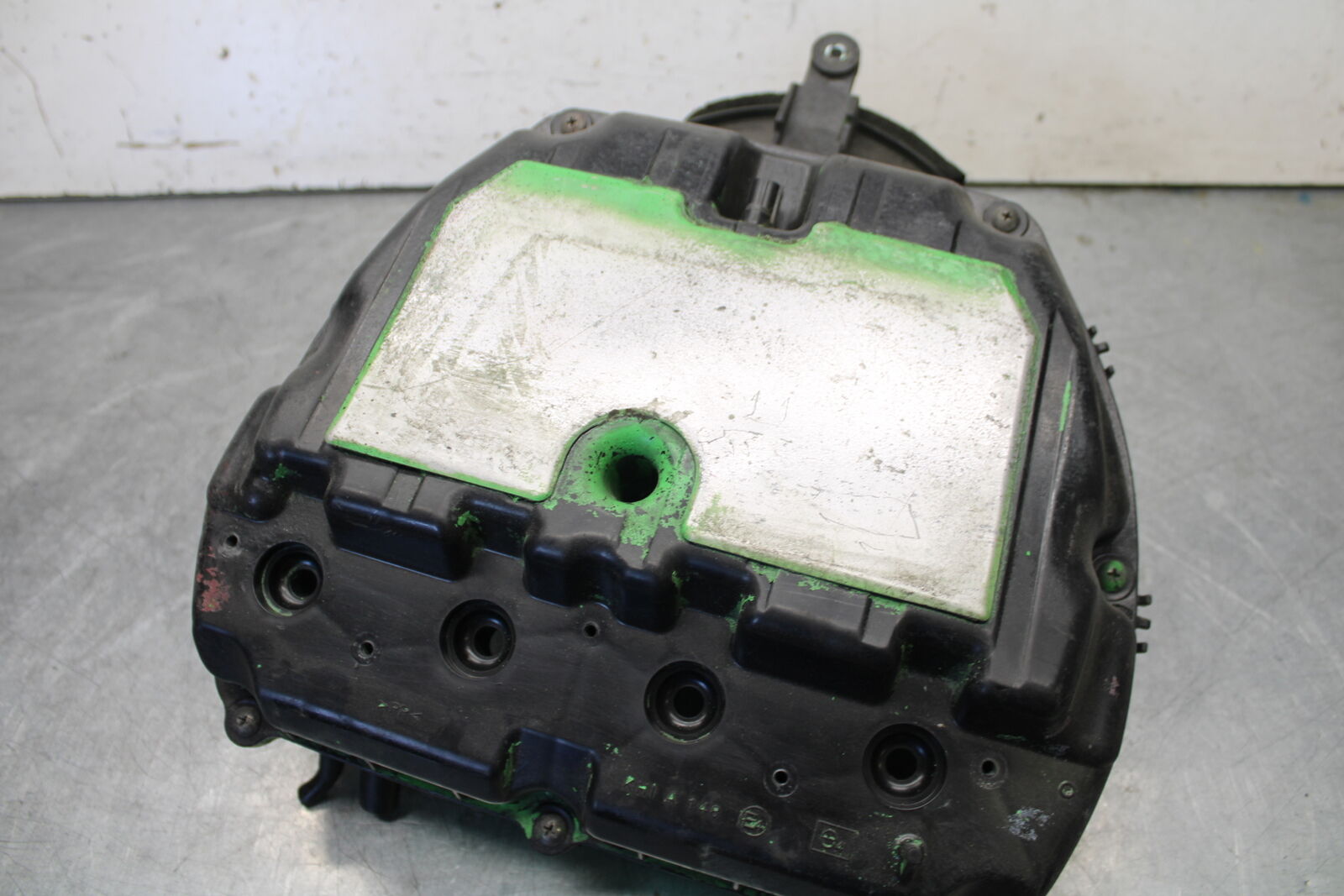 09-12 KAWASAKI NINJA ZX6R ZX600R AIRBOX AIR INTAKE FILTER BOX 11010-0198 BB656