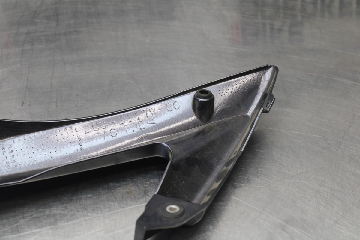 06-07 YAMAHA YZF R6 RIGHT FRONT UPPER SIDE FAIRING COWL PLASTIC BB00