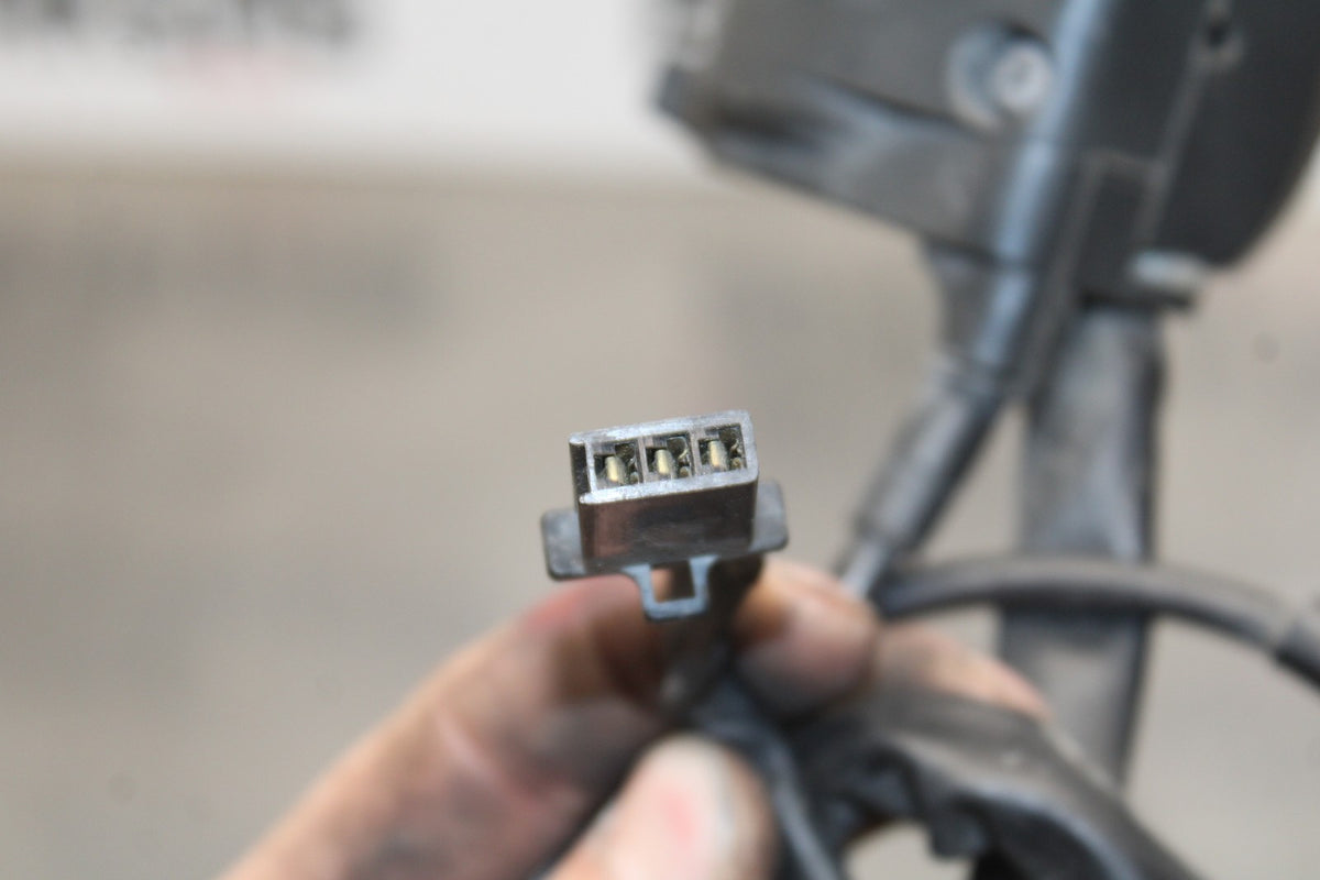 98 KAWASAKI NINJA ZX6 LEFT CLIP ON HORN SIGNALS SWITCH & CHOKE CABLE BB870