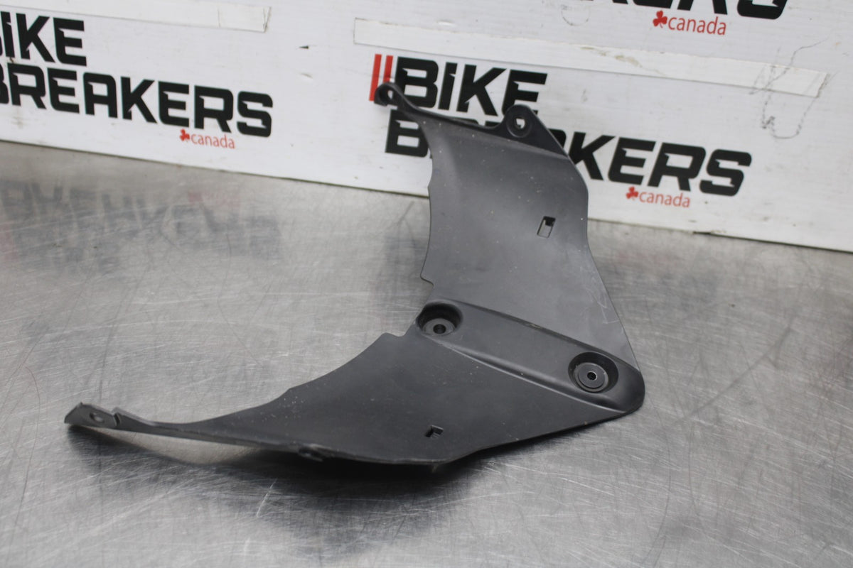 16 DUCATI 959 PANIGALE LOWER FRONT UPPER INNER HEADLIGHT COWL FAIRING  BB912