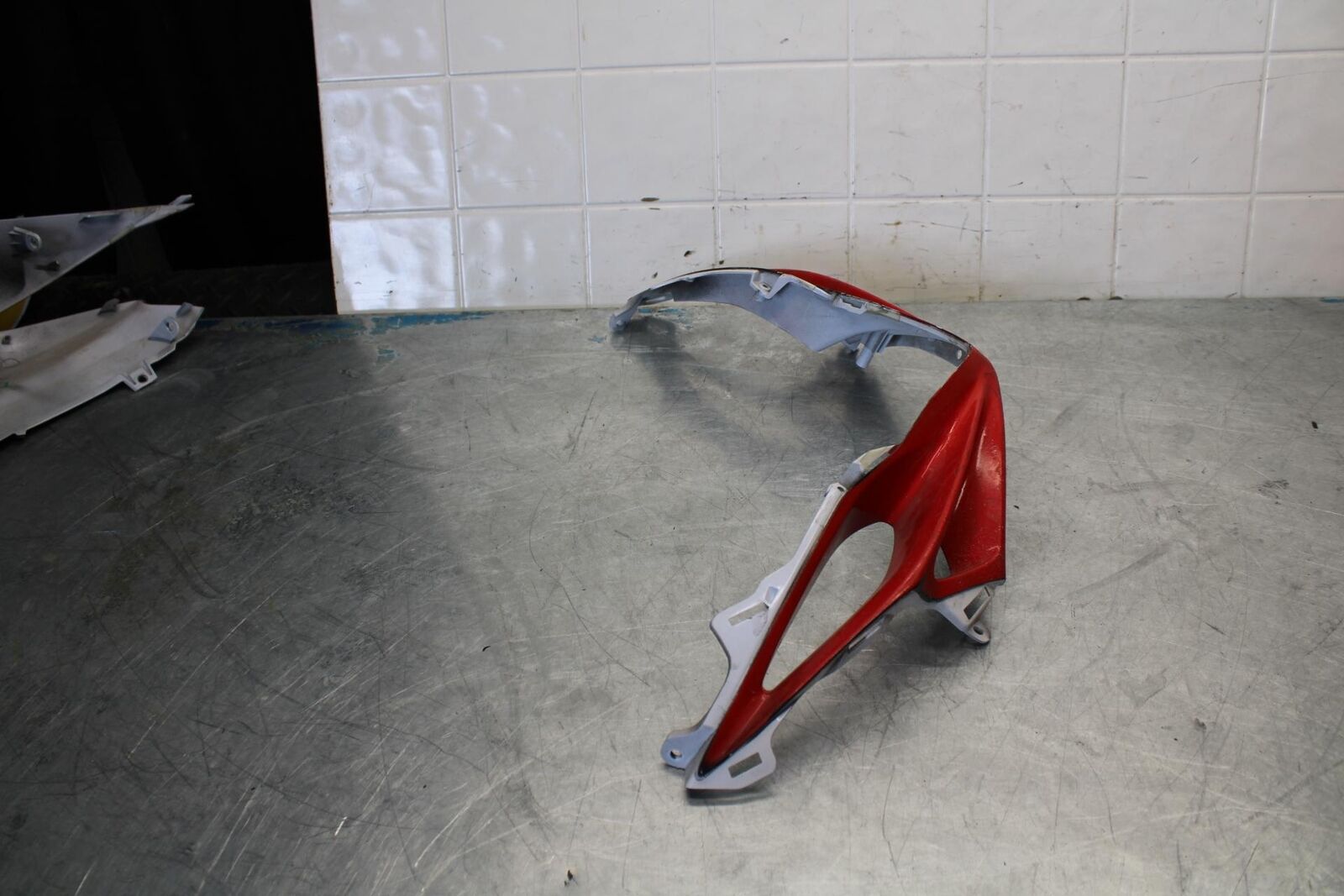 15-21 SUZUKI GSXR600 FRONT CENTER NOSE FAIRING COWL SHROUD BB437