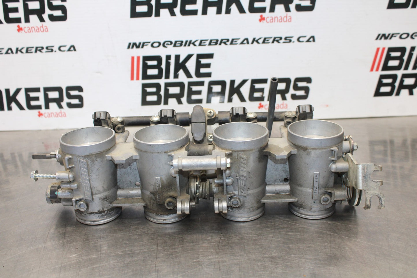 05-06 SUZUKI GSXR1000 MAIN FUEL INJECTORS / THROTTLE BODIES BB773