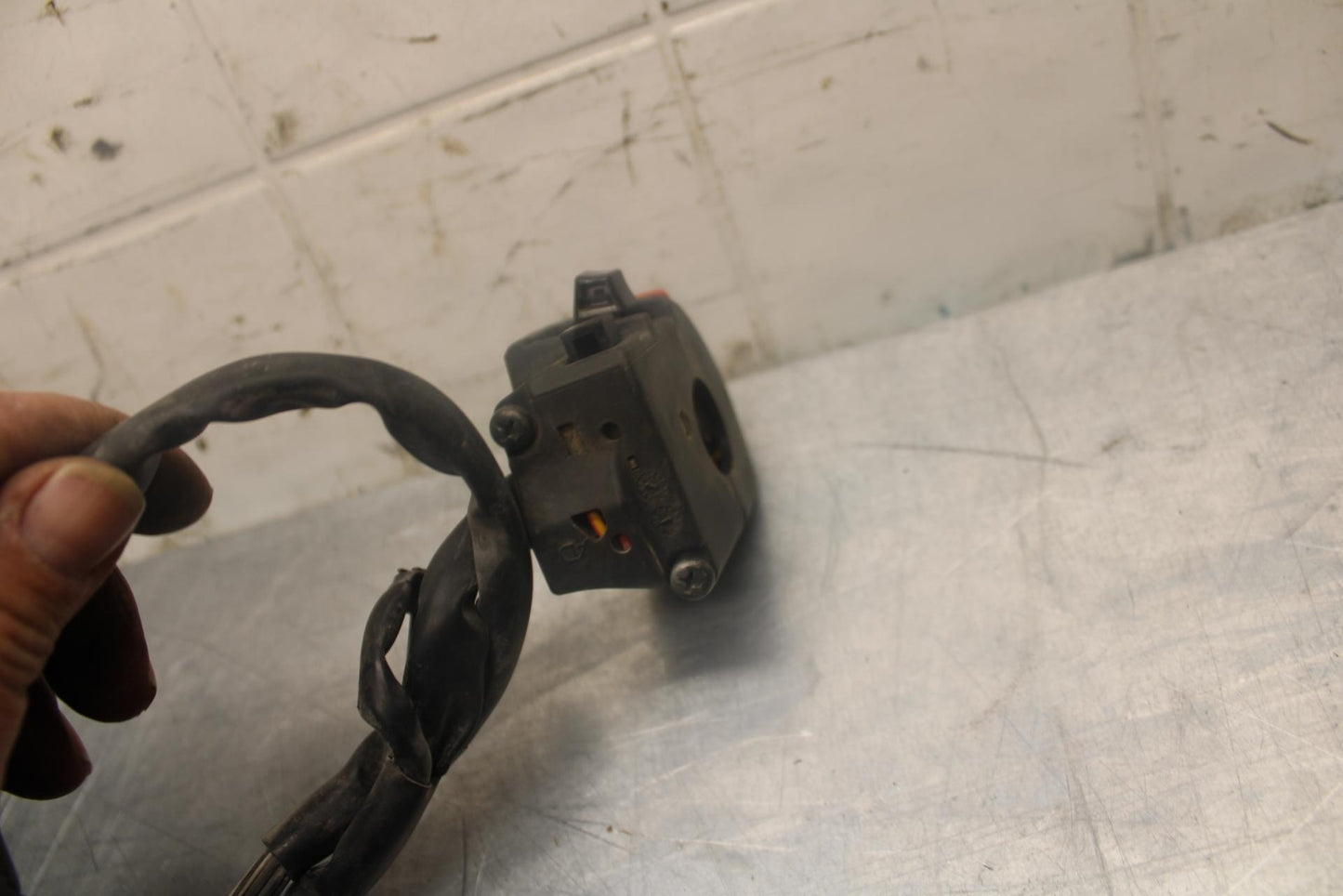 07-08 KAWASAKI NINJA ZX6R RIGHT CLIP ON HANDLE KILL OFF START SWITCH BB456