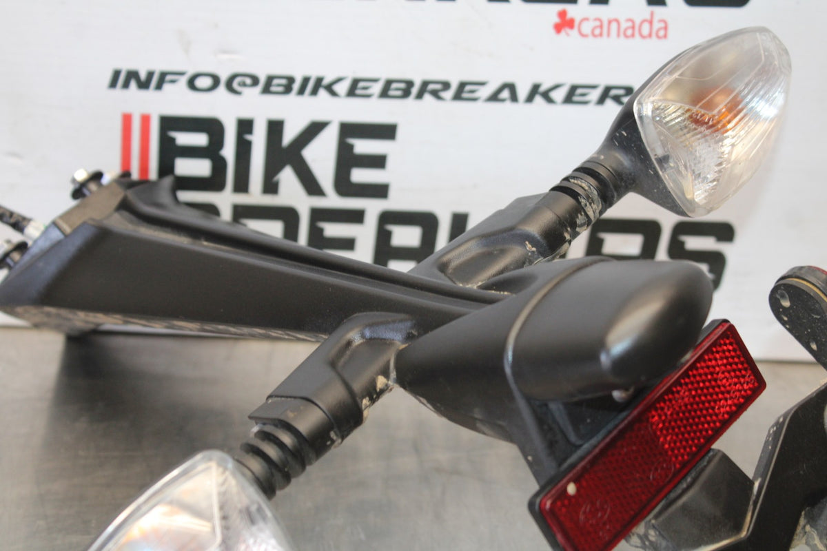 20 TRIUMPH STREET TRIPLE 765 REAR BACK FENDER MUD GUARD BB864
