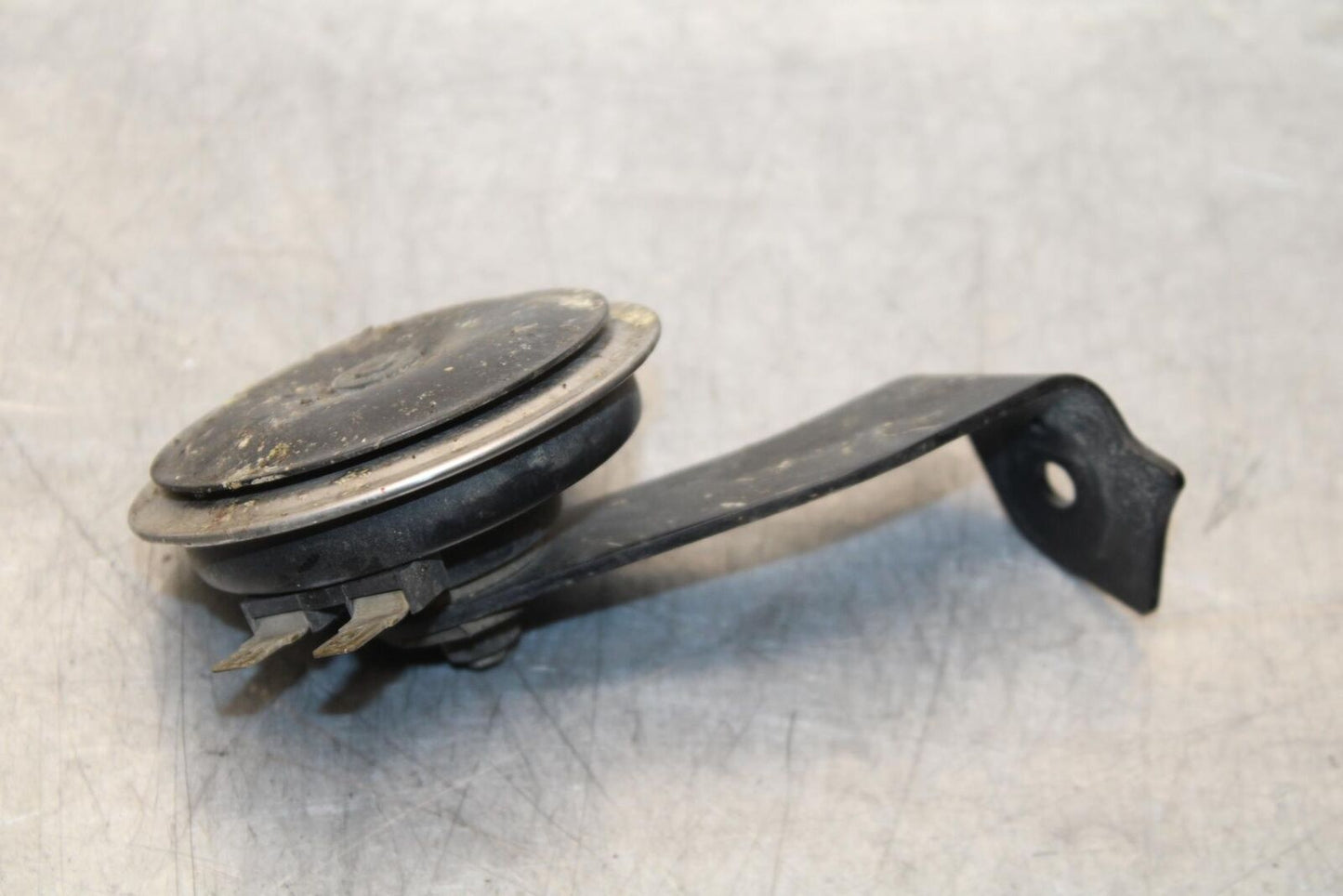 2011 Kawasaki Ninja ZX6R ZX600R HORN SIGNAL 27003-0061 BB587