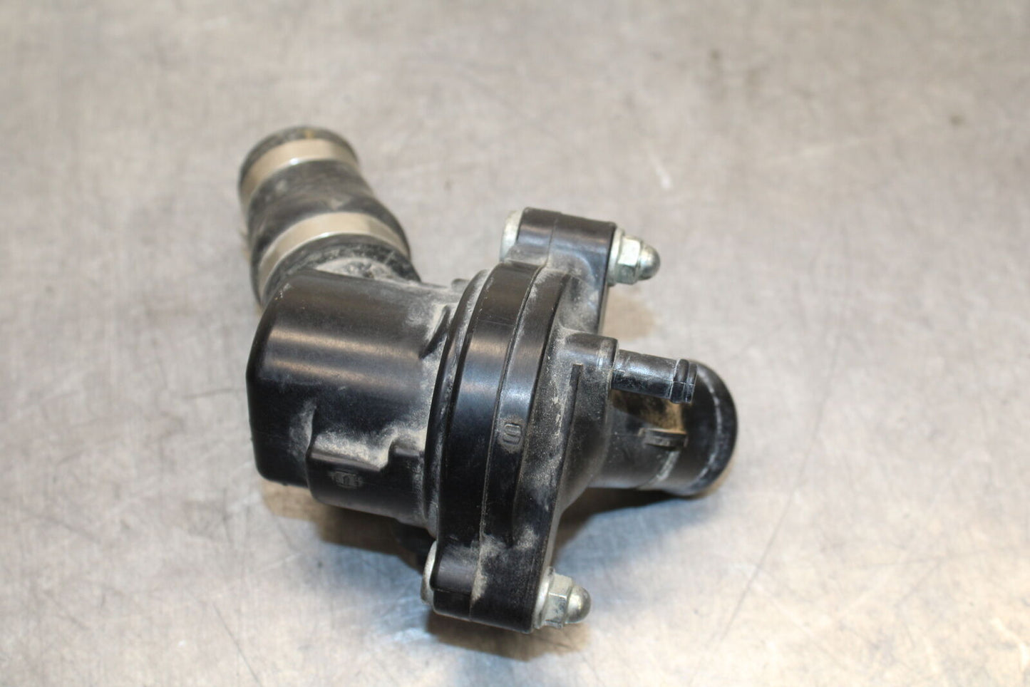 07-08 YAMAHA YZF R1 THERMOSTAT W HOUSING ASSEMBLY BB724