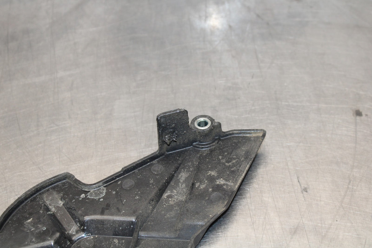 24-25 SUZUKI GSXR1000 ENGINE SPROCKET COVER BB767