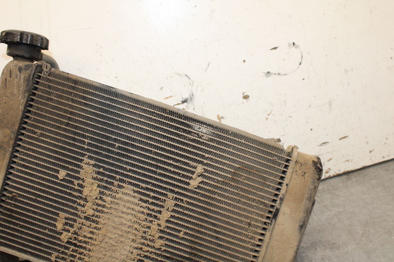 16-17 KAWASAKI VULCAN S 650 EN650 ABS ENGINE COOLER COOLING RADIATOR BB731