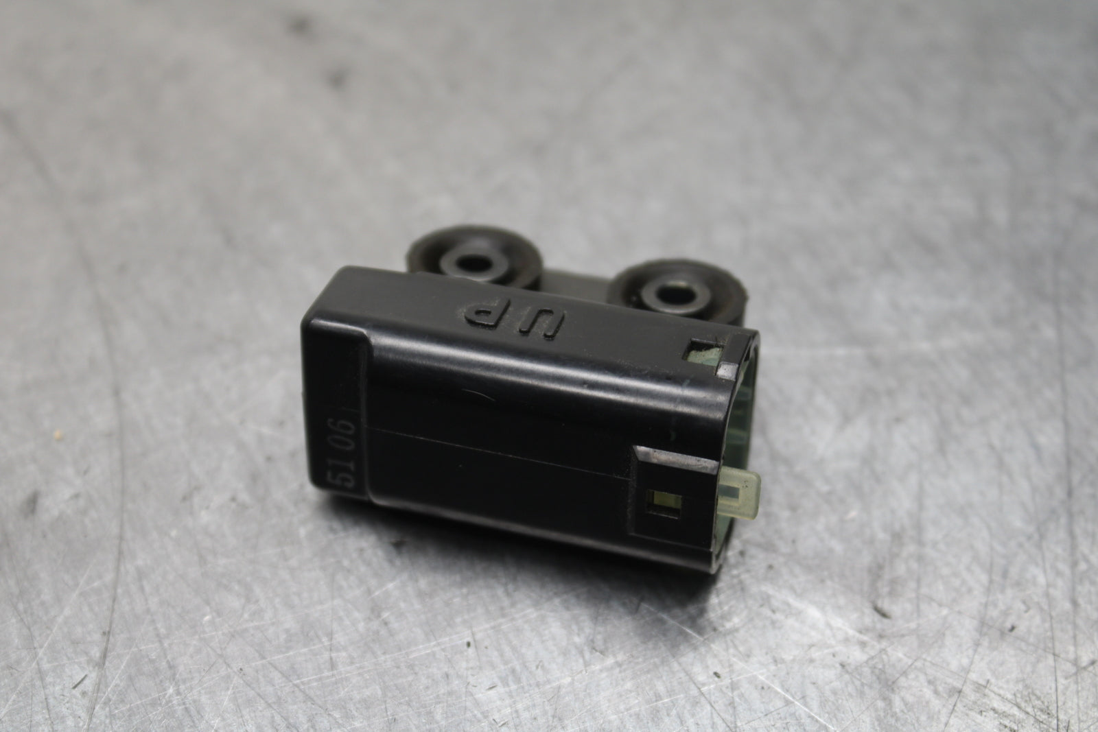 08-16 YAMAHA YZF R6 TIP OVER BANK ANGLE CRASH SENSOR SWITCH  BB131