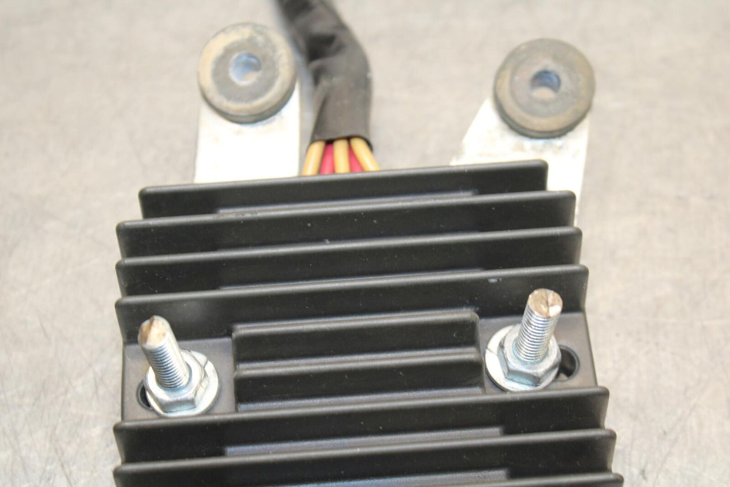 03-04 HONDA CBR600RR RECTIFIER VOLTAGE REGULATOR 31600-MEE-872 BB628