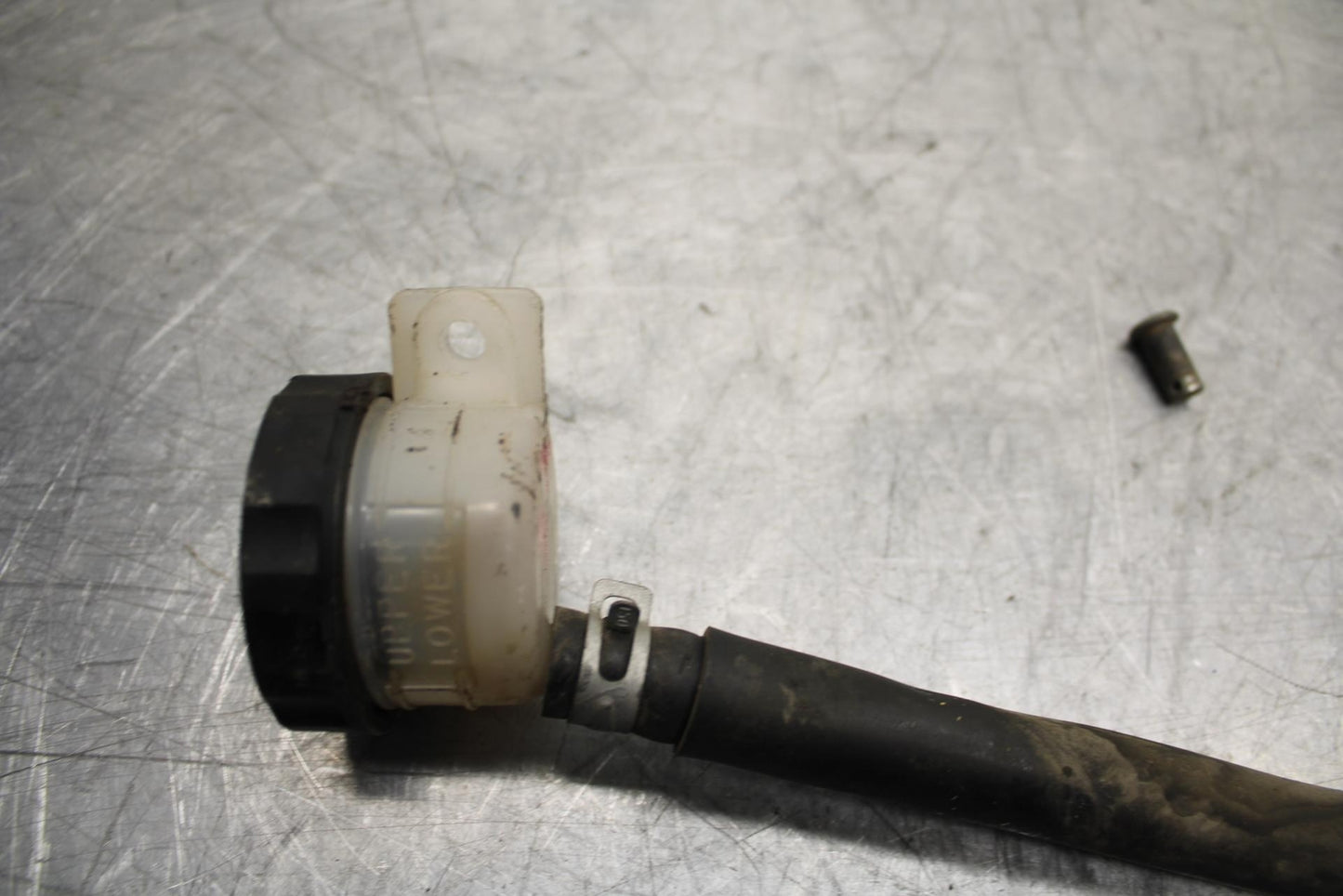 00-01 KAWASAKI ZZR600 REAR BACK BRAKE MASTER CYLINDER W RESERVOIR BB31