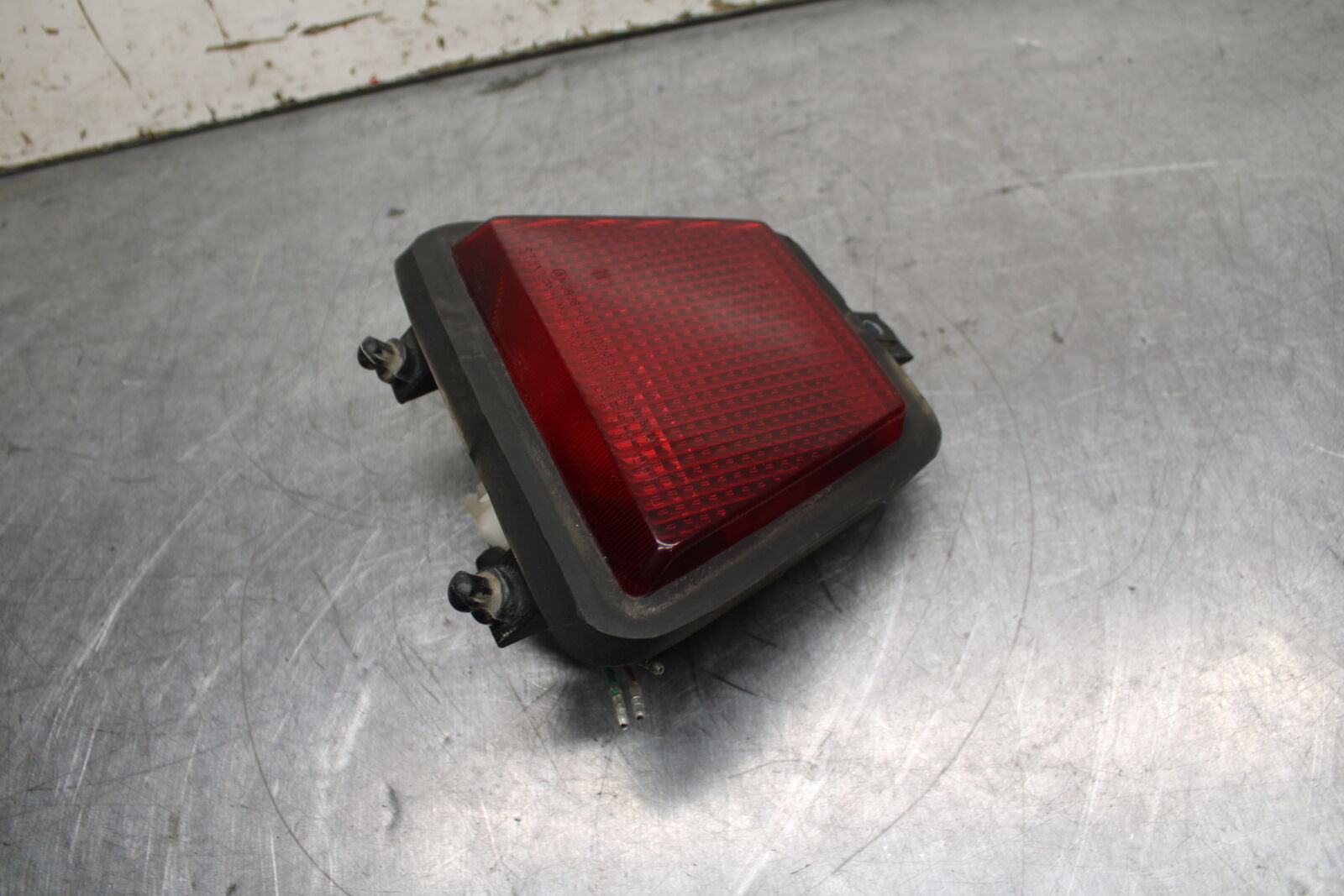 84 HONDA INTERCEPTOR 750 VF750F REAR TAIL TAILLIGHT BACK BRAKE LIGHT BB108
