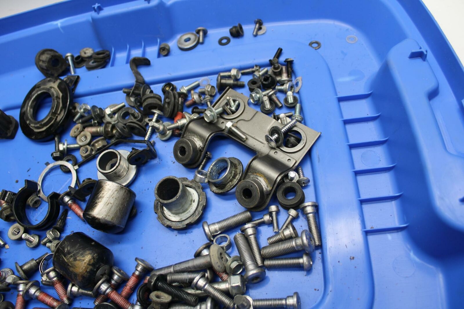 11-12 KAWASAKI Z1000  BRACKET  ROTOR BOLTS DISC HARDWARE LEFTOVER BB249