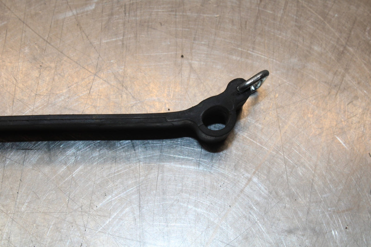 22-25 YAMAHA YZF R7 BATTERY HOLD DOWN CLAMP STRAP BB850