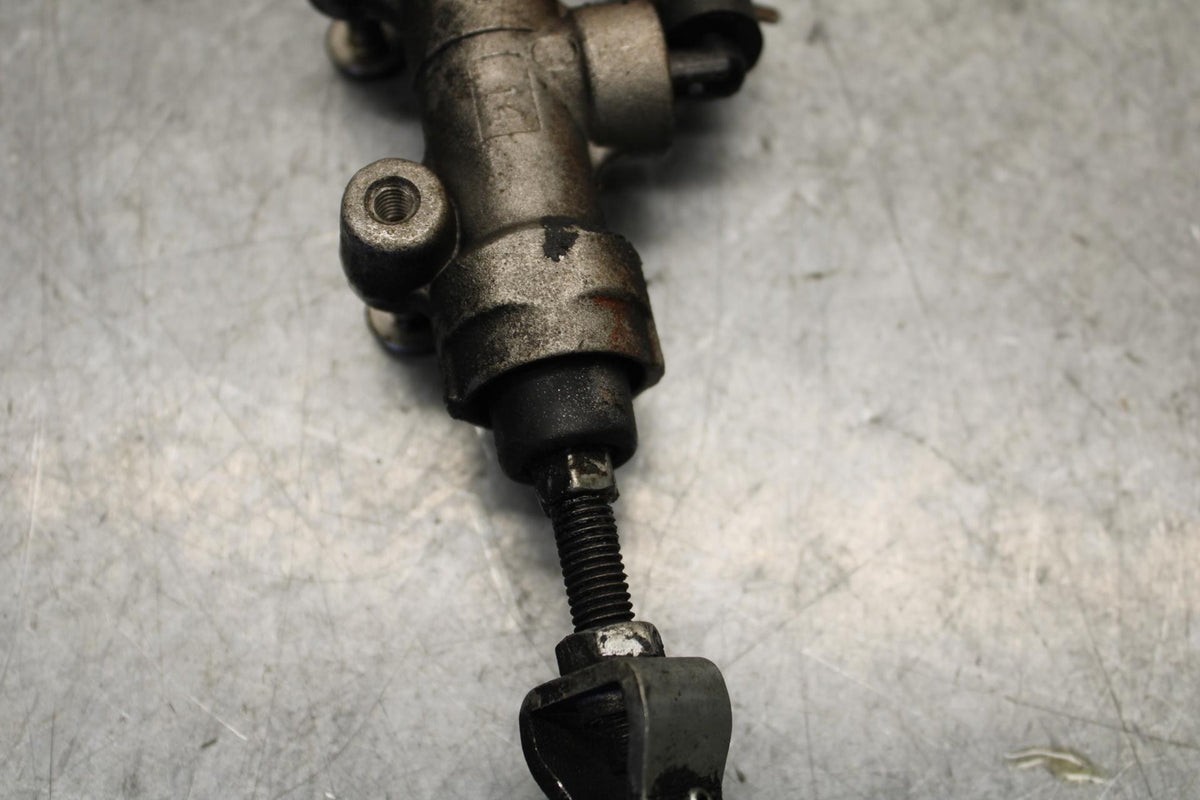 08-10 SUZUKI GSXR750 REAR BACK BRAKE MASTER CYLINDER W RESERVOIR BB58