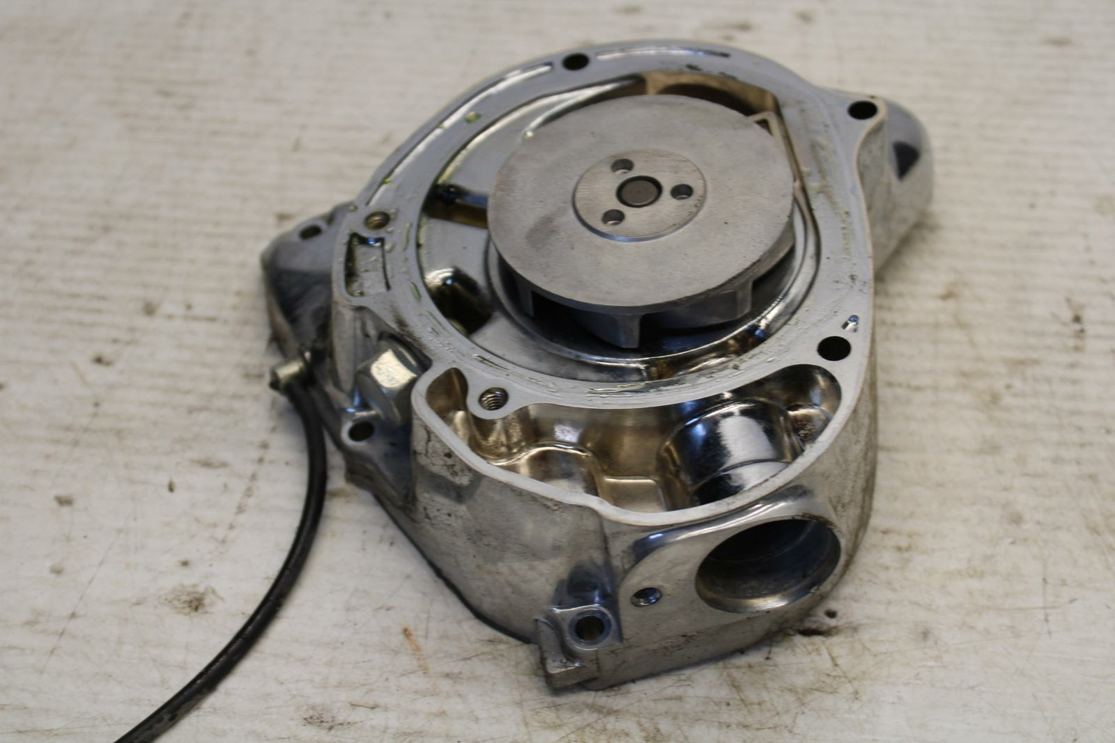 07-08 YAMAHA V STAR 1300 ENGINE WATER COOLANT PUMP  BB303