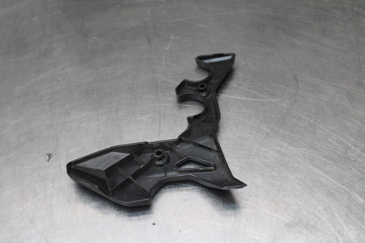 18-26 KAWASAKI Z400 FRAME COVER BB852