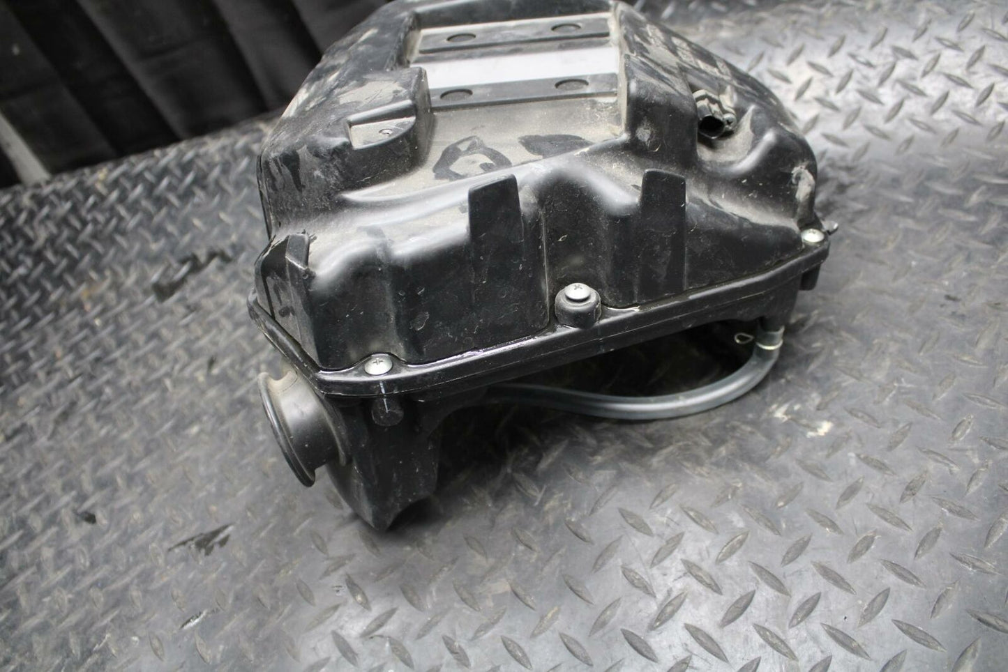 12-17 KAWASAKI NINJA 650 AIRBOX AIR INTAKE FILTER BOX 11010-0704 BB211