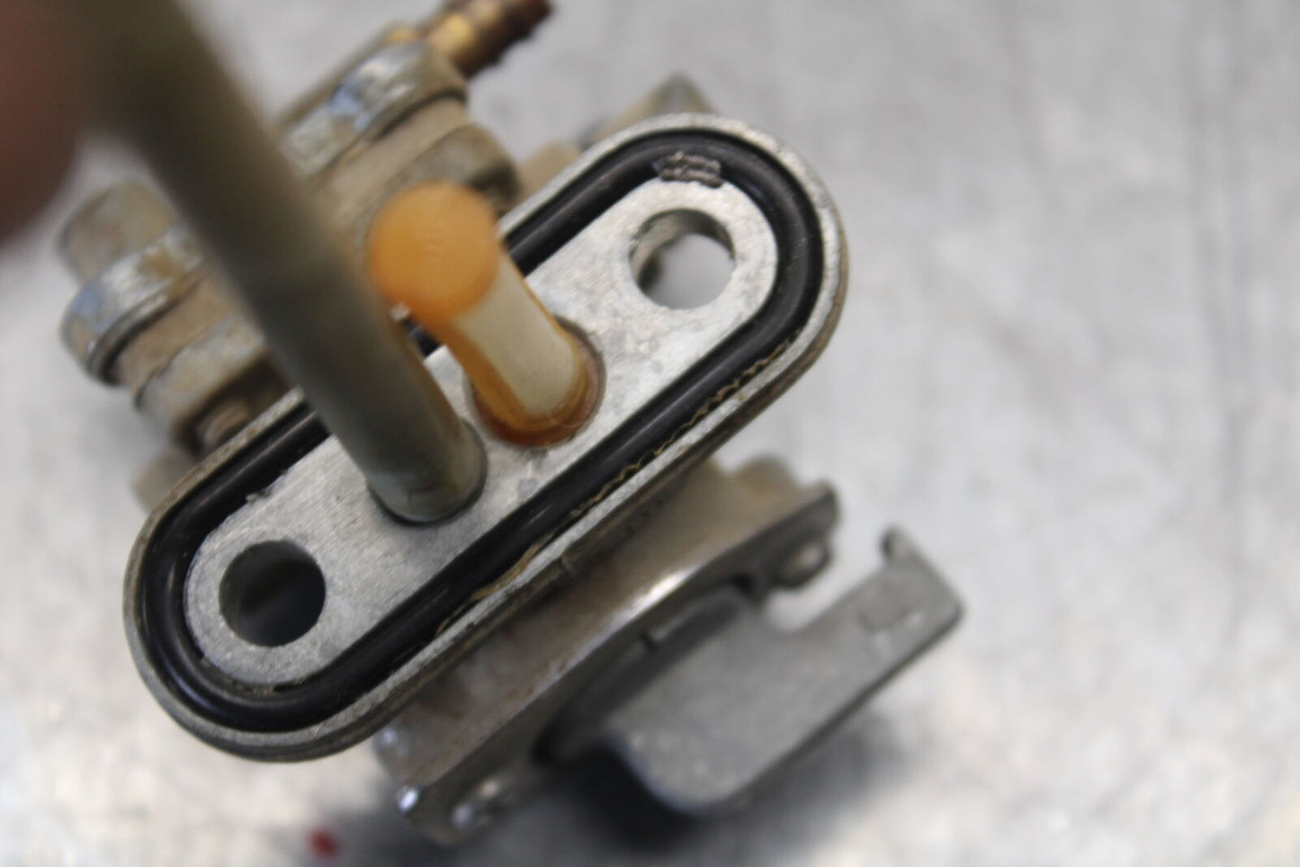 08-18 KAWASAKI KLR650 FUEL GAS TANK PETCOCK SHUT ON OFF VALVE BB707