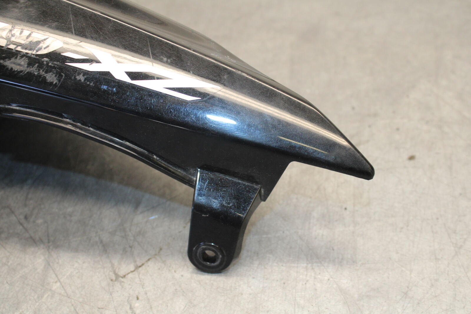 09-12 KAWASAKI NINJA ZX6R RIGHT REAR BACK TAIL FAIRING COWL SHROUD BB698