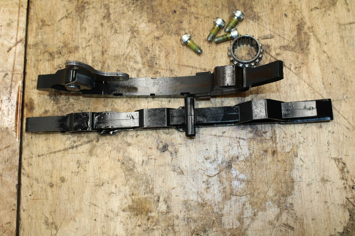 15-17 YAMAHA YZF R3 CAM CHAIN WITH GUIDES BB293