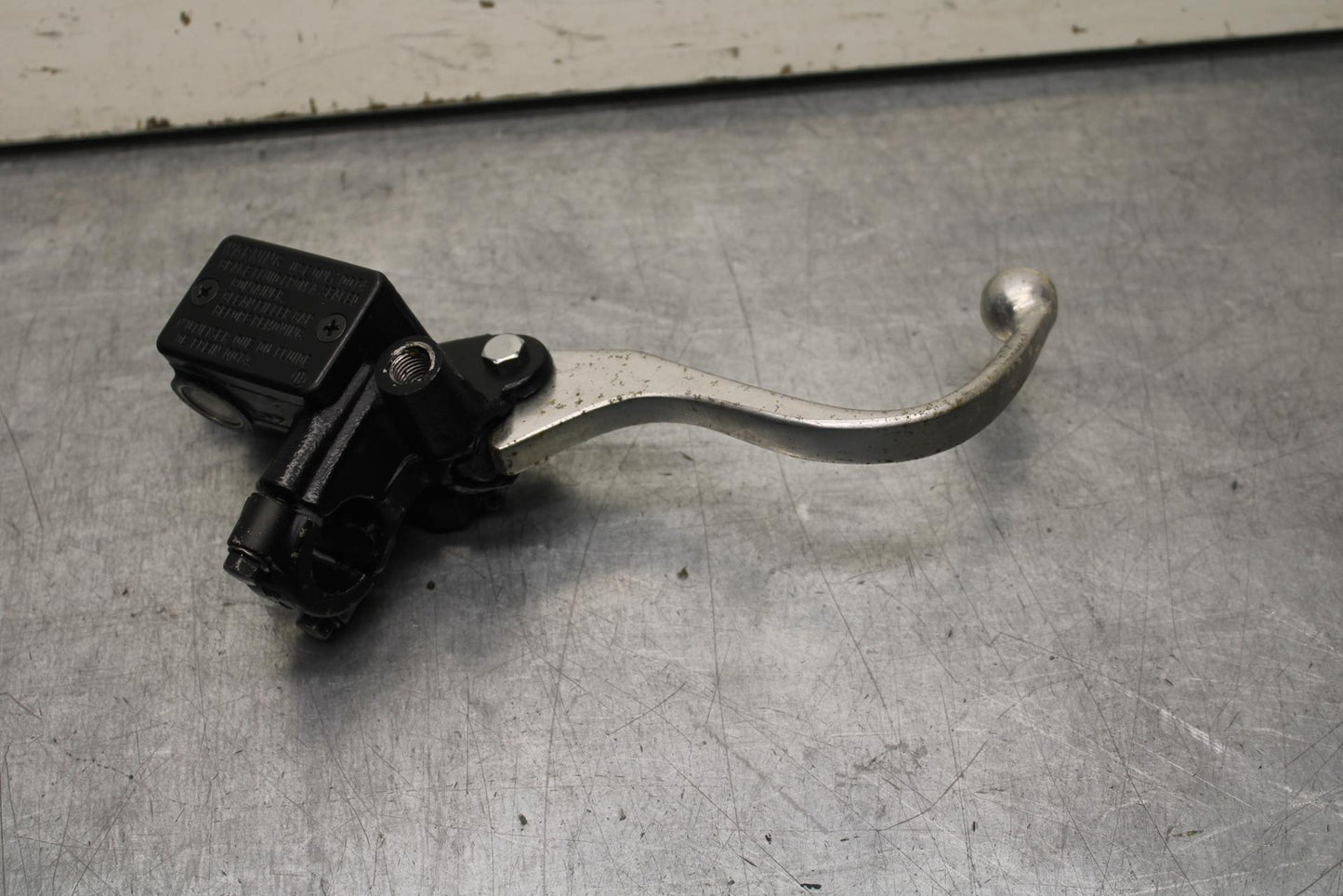 2014 Honda CB500F ABS FRONT BRAKE MASTER CYLINDER w/ LEVER BB102