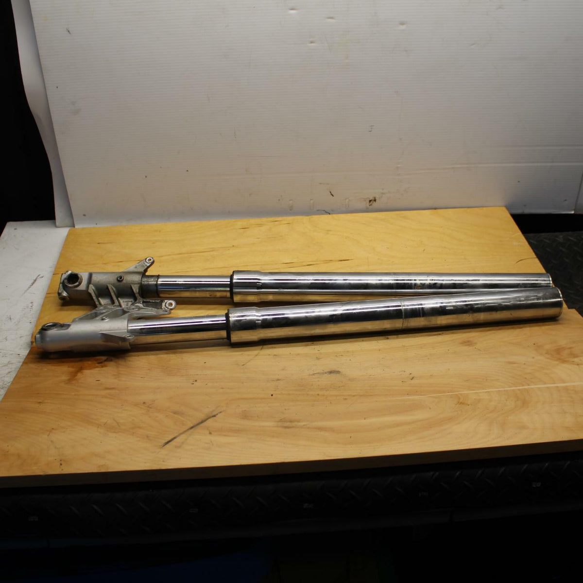 97-04 SUZUKI MARAUDER 800 FRONT FORKS SHOCK SUSPENSION SET PAIR BB312