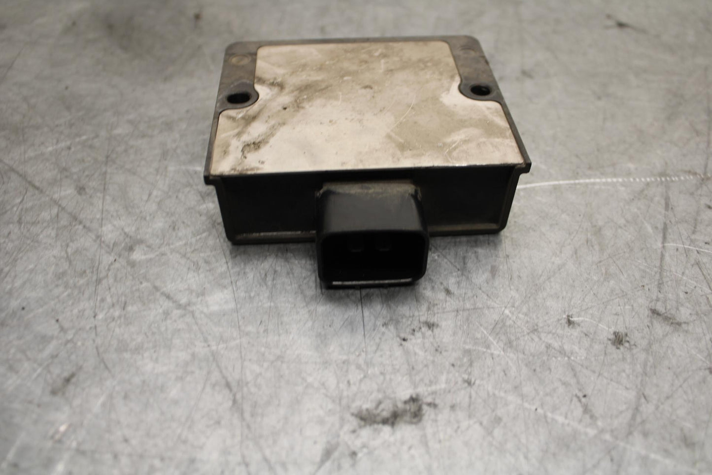 17 KAWASAKI Z900 ZR900 RECTIFIER VOLTAGE REGULATOR 21066-0753 BB549