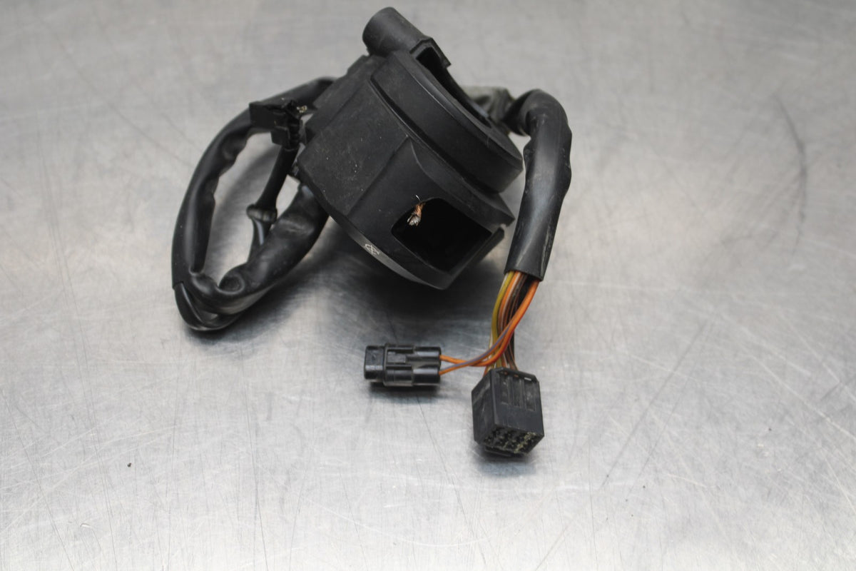 11-26 SUZUKI GSXR600 RIGHT CLIP ON HANDLE KILL OFF START SWITCH SWITCHES BB810