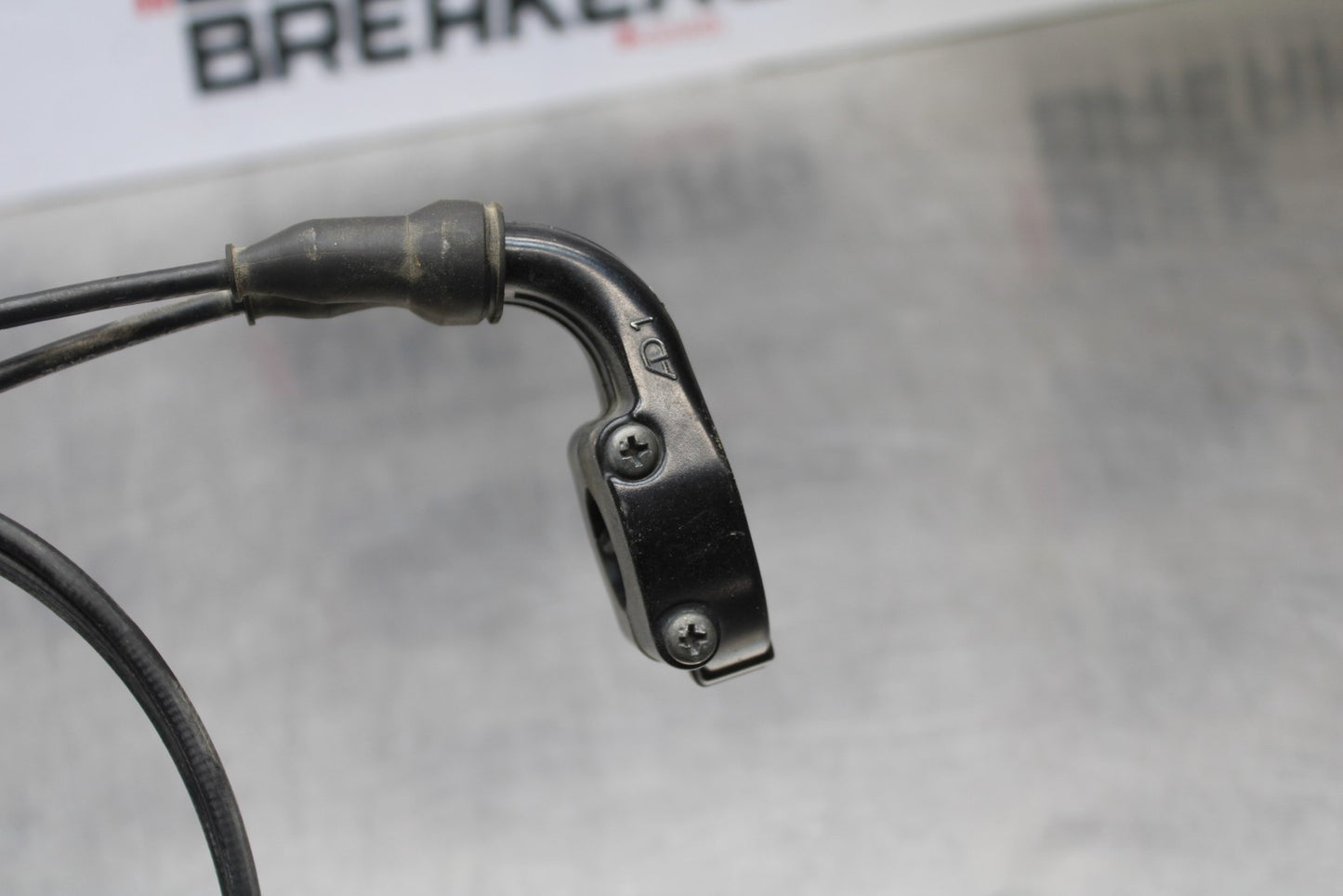 07-08 KAWASAKI NINJA ZX6R THROTTLE CABLE LINE HOUSING GUIDE BB203