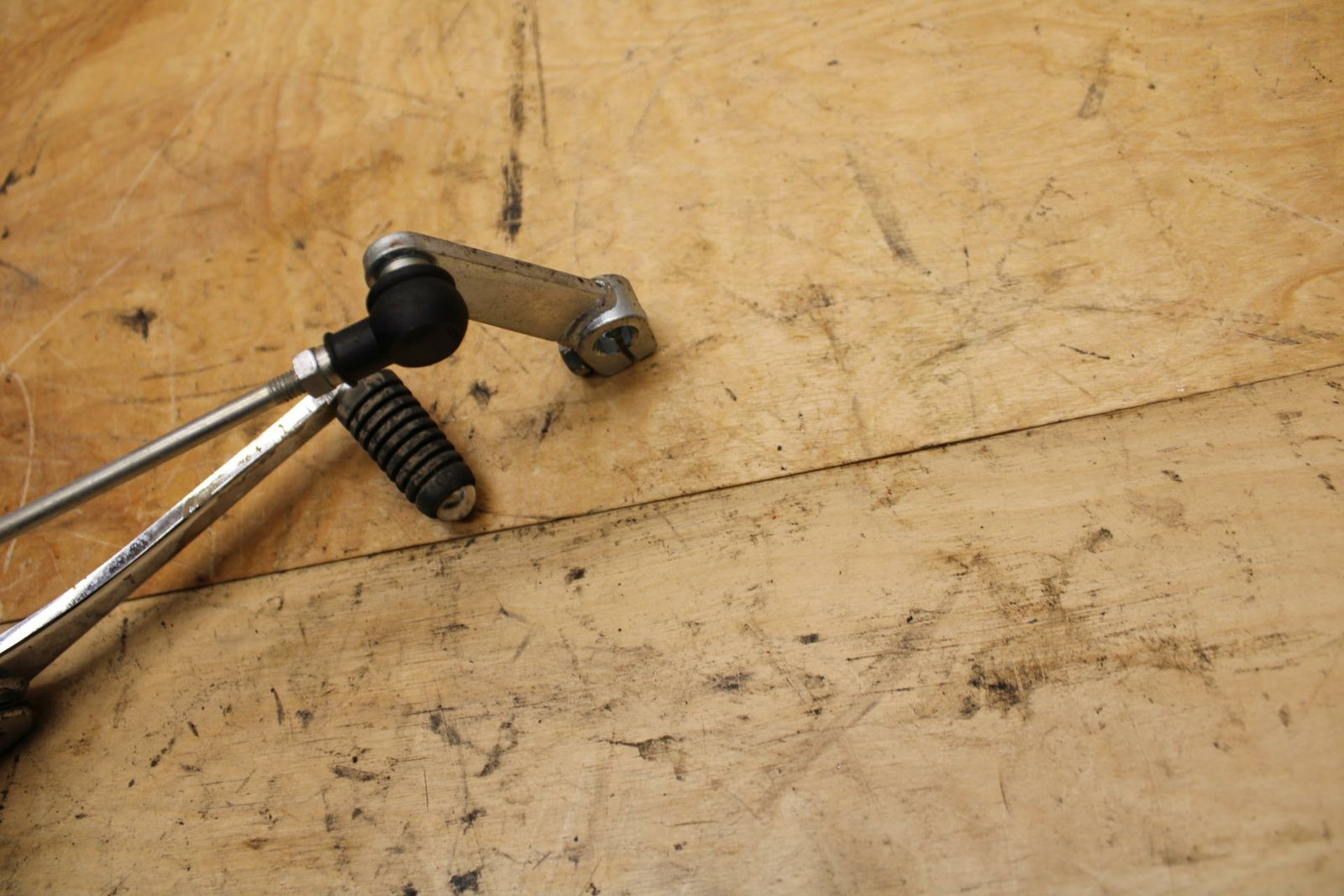07-12 SUZUKI BANDIT 650S SHIFTER PEDAL BB328